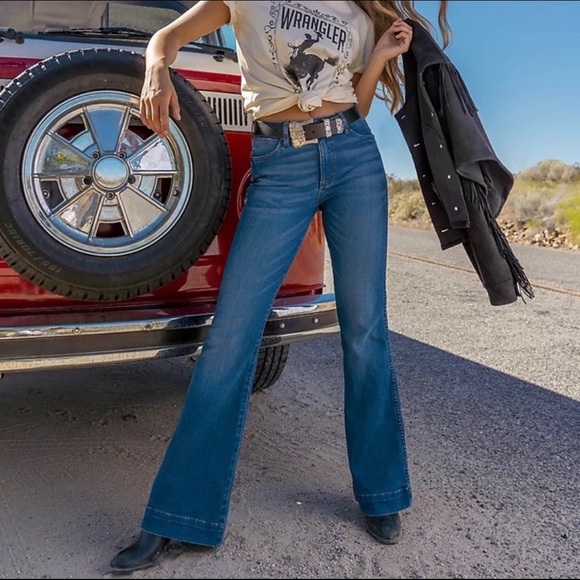 NWOT Wrangler Women's Retro High Rise Trouser Boot Flare Stretch Sz 31x36 - Picture 2 of 15